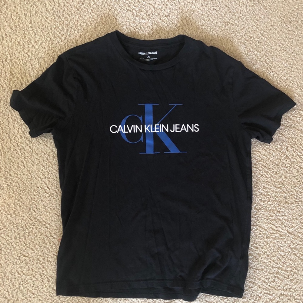 Calvin Klein T Shirt